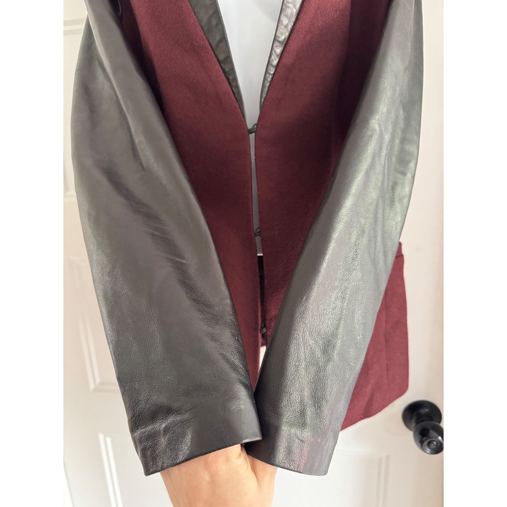 Danier Womens Italian Leather Sleeve Wool Blend Blazer Burgundy Black Medium - Picture 7 of 11